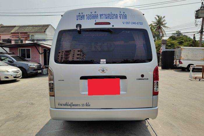 TOYOTA 2WD 2017 3.0 MT COMMUTER SILVER  2141 full