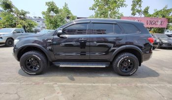 FORD 4WD 2017 3.2 AT SUV EVEREST BLACK  7726 full