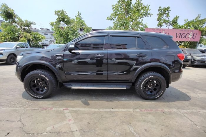 FORD 4WD 2017 3.2 AT SUV EVEREST BLACK  7726 full