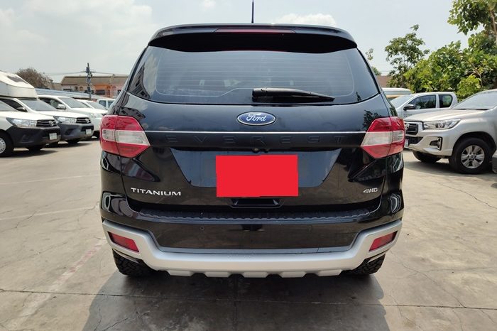 FORD 4WD 2017 3.2 AT SUV EVEREST BLACK  7726 full