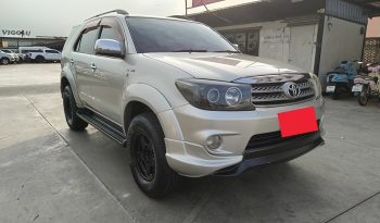 TOYOTA 2WD 2010 2.7V AT FORTUNER SILVER  7908 full