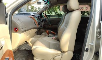 TOYOTA 2WD 2010 2.7V AT FORTUNER SILVER  7908 full