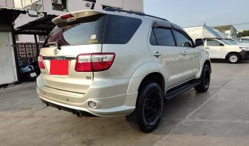 TOYOTA 2WD 2010 2.7V AT FORTUNER SILVER  7908 full