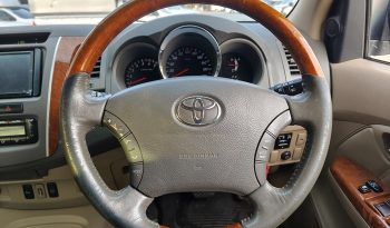 TOYOTA 2WD 2010 2.7V AT FORTUNER SILVER  7908 full