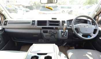 TOYOTA 2WD 2019 2.7 MT COMMUTER WHITE  3486 full