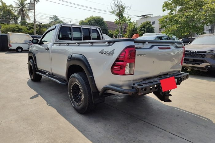 REVO 4WD 2021 2.8 ENTRY MT STANDARD SILVER  4761 full