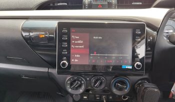 REVO PRE 2021 2.4 MID AT DOUBLE CAB SILVER  2568 full