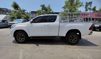 REVO PRE 2018 2.4G AT SAMRT CAB WHITE  9354 full