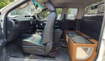 REVO PRE 2018 2.4G AT SAMRT CAB WHITE  9354 full