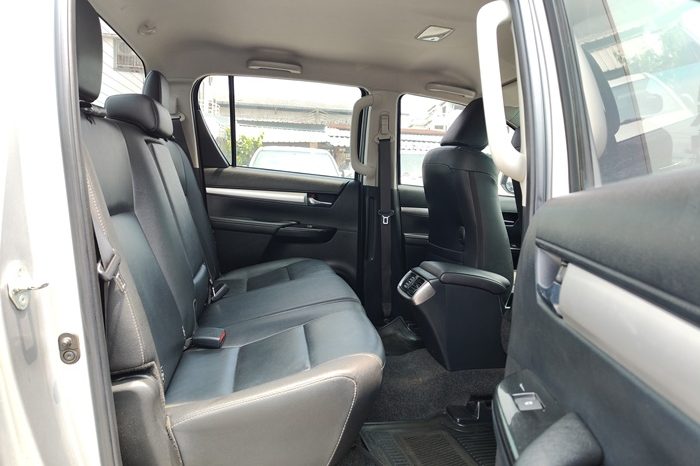 REVO 4WD 2020 2.8G AT DOUBLE CAB SILVER  7179 full