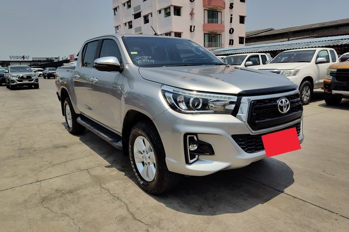 REVO 4WD 2019 2.8G MT DOUBLE CAB SILVER  8611 full
