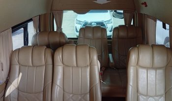 TOYOTA 2WD 2019 3.0 AT COMMUTER WHITE  2864 full