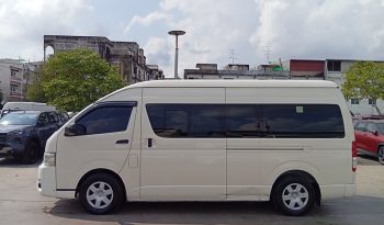 TOYOTA 2WD 2019 3.0 AT COMMUTER WHITE  2864 full