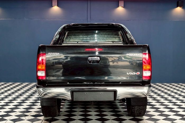 VIGO 4WD 2011 3.0G AT DOUBLE CAB BLACK  1016 full
