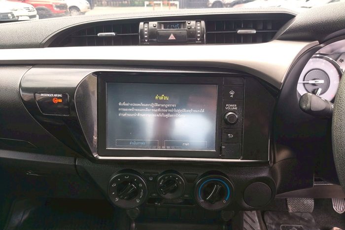 REVO PRE 2020 2.4 ENTRY AT DOUBLE CAB SILVER  1182 full