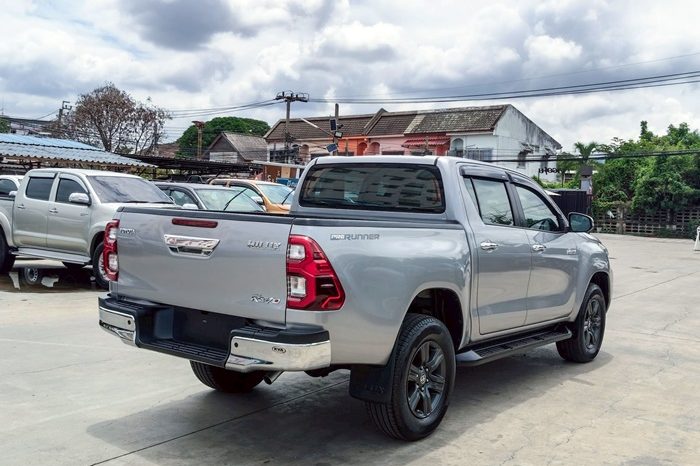 REVO PRE 2020 2.4 ENTRY AT DOUBLE CAB SILVER  1182 full