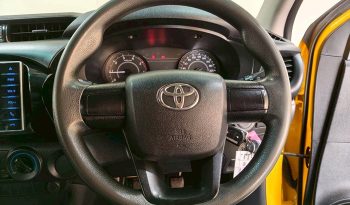 REVO 2WD 2018 2.4J MT STANDARD YELLOW  1449 full