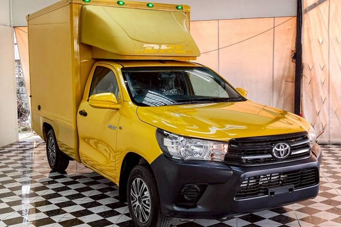 REVO 2WD 2018 2.4J MT STANDARD YELLOW  1449 full