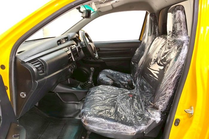 REVO 2WD 2018 2.4J MT STANDARD YELLOW  1467 full