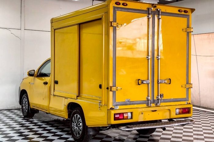 REVO 2WD 2018 2.4J MT STANDARD YELLOW  1480 full