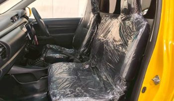 REVO 2WD 2018 2.4J MT STANDARD YELLOW  1480 full