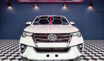 TOYOTA 2WD 2019 2.4V AT FORTUNER WHITE  1490 full