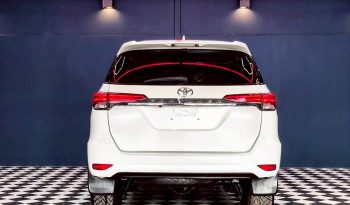 TOYOTA 2WD 2019 2.4V AT FORTUNER WHITE  1490 full