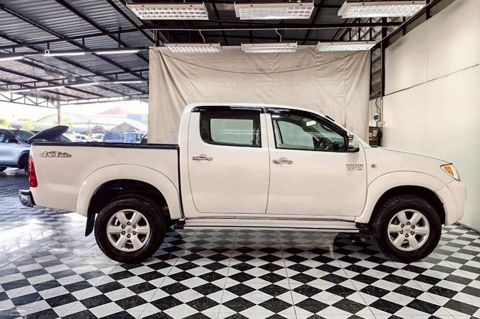 VIGO 4WD 2007 2.7G AT DOUBLE CAB WHITE  1599 full