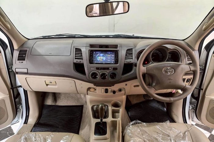 VIGO 4WD 2007 2.7G AT DOUBLE CAB WHITE  1599 full