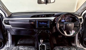 REVO PRE 2019 2.4E AT DOUBLE CAB SILVER  2044 full