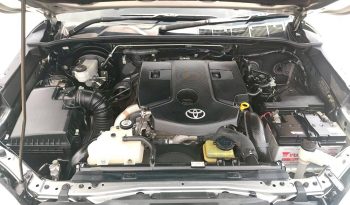 REVO PRE 2019 2.4E AT DOUBLE CAB SILVER  2044 full