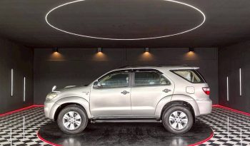 TOYOTA 4WD 2010 3.0V AT FORTUNER SILVER  2167 full