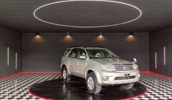 TOYOTA 4WD 2010 3.0V AT FORTUNER SILVER  2167 full