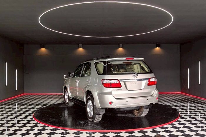 TOYOTA 4WD 2010 3.0V AT FORTUNER SILVER  2167 full