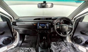 REVO 2WD 2019 2.4J MT SMART CAB WHITE  225 full