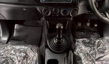 REVO 2WD 2019 2.4J MT SMART CAB WHITE  225 full