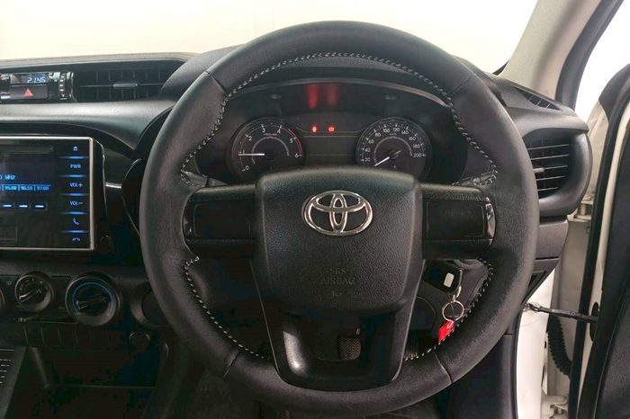 REVO 2WD 2019 2.4J MT SMART CAB WHITE  225 full