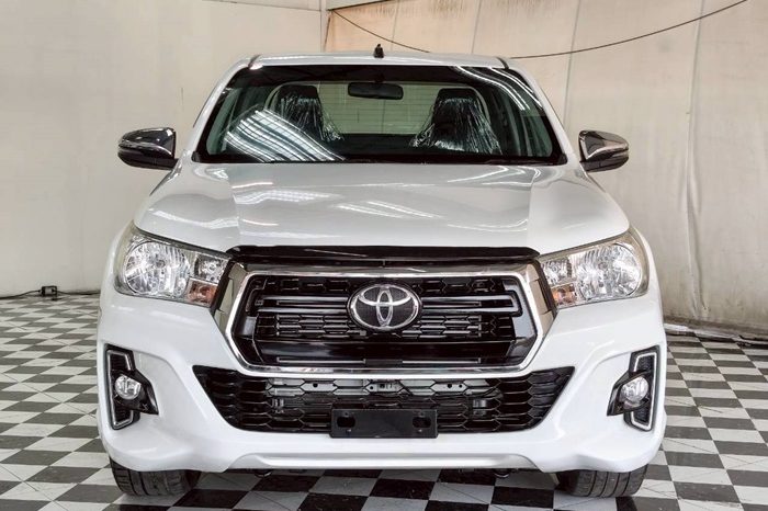 REVO 2WD 2019 2.4J MT SMART CAB WHITE  225 full