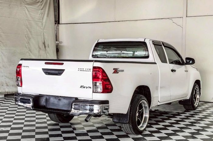 REVO 2WD 2019 2.4J MT SMART CAB WHITE  225 full