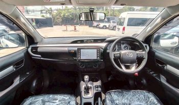 REVO PRE 2020 2.4 MID AT DOUBLE CAB WHITE  2366 full