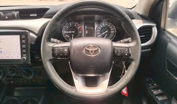 REVO PRE 2020 2.4 MID AT DOUBLE CAB WHITE  2366 full