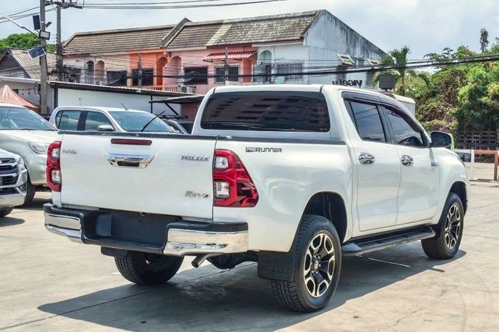 REVO PRE 2020 2.4 MID AT DOUBLE CAB WHITE  2366 full