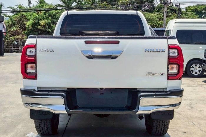 REVO PRE 2020 2.4 MID AT DOUBLE CAB WHITE  2366 full