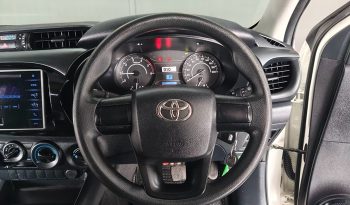 REVO 4WD 2020 2.4E AT SMART CAB WHITE  254 full