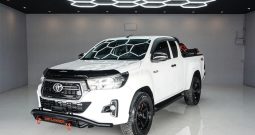 REVO 4WD 2020 2.4E AT SMART CAB WHITE  254