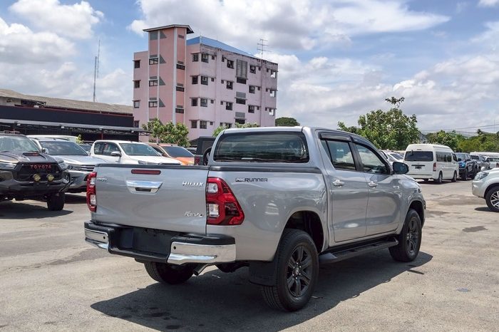REVO PRE 2020 2.4 ENTRY AT DOUBLE CAB SILVER  2713 full