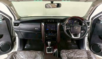 TOYOTA 2WD 2016 2.8V AT FORTUNER WHITE  3368 full