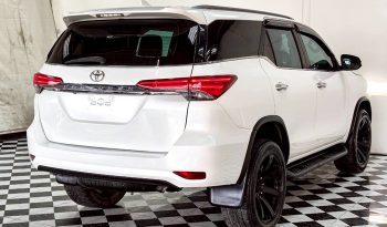 TOYOTA 2WD 2016 2.8V AT FORTUNER WHITE  3368 full