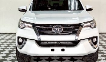 TOYOTA 2WD 2016 2.8V AT FORTUNER WHITE  3368 full