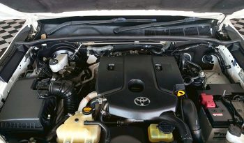 TOYOTA 2WD 2016 2.8V AT FORTUNER WHITE  3368 full
